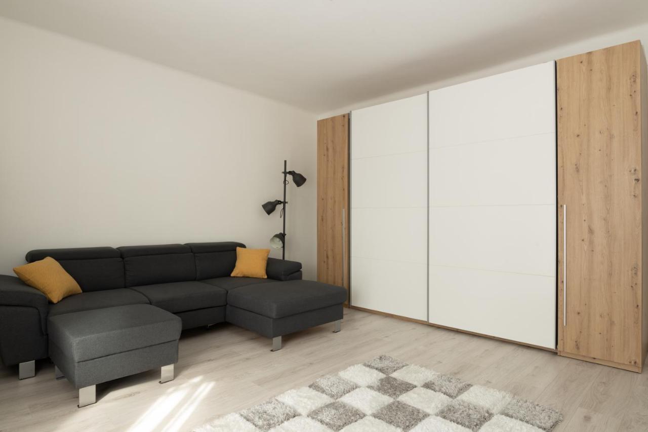 Smart Square With Free Parking Apartamento Debrecen Exterior foto